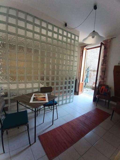 סיינה Appartamento Piazza מראה חיצוני תמונה